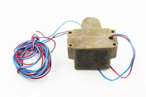 БВК-221-24М УХЛ4 бесконтактный выключатель БВК-221-24М УХЛ4 бесконтактный выключатель